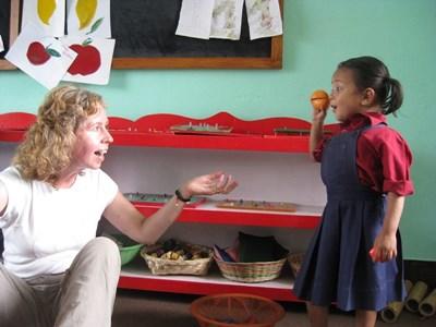 Volontaire en programme humanitaire pour les aînés de 50 ans et plus au Népal Projet humanitaire et communautaire au Népal