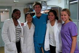 Argentina Volunteers on the Argentina High School Special Medicine & Spanish Project with their supervisors.